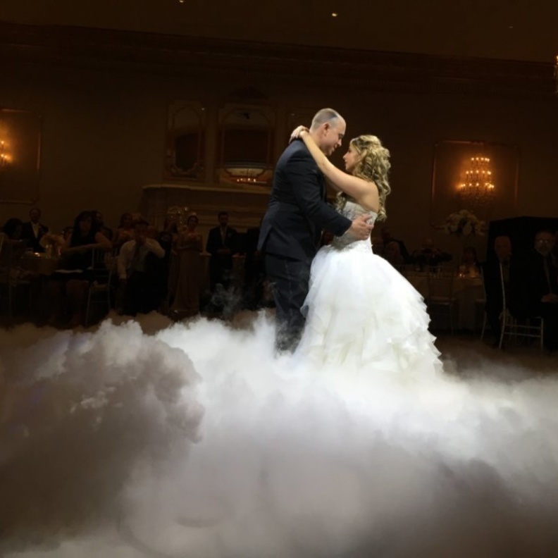 الاغاني المميزة تستطيع ان تُلهب اجواء حفل الزفاف