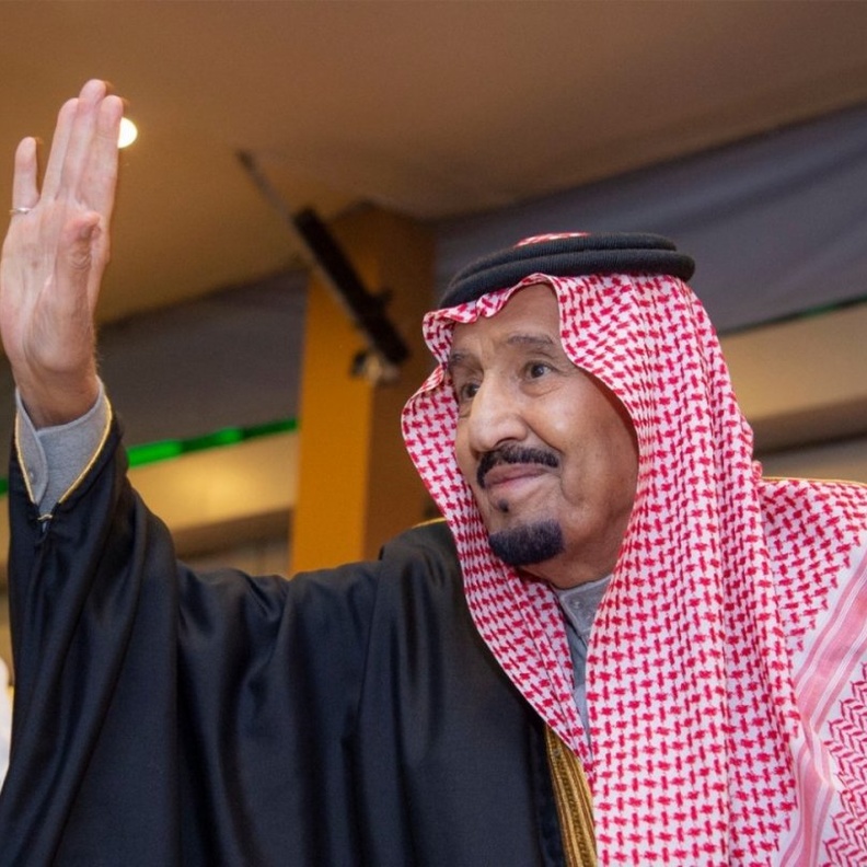  خادم الحرمين الشريفين أثناء زيارته لمنطقة القصيم