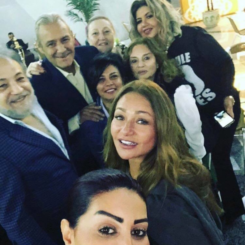 فاروق الفيشاوي وزملاءه النجوم