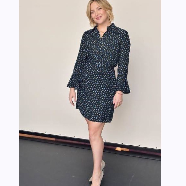 كيت هدسون تلفت الأنظار برشاقتها في أول ظهور لها بعد 5 أسابيع من ولادة طفلتها