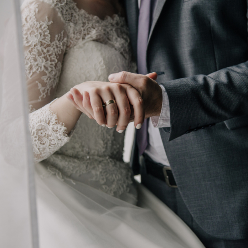 4 أسباب تجعل الرجل يلجأ إلى الزواج التقليدي 