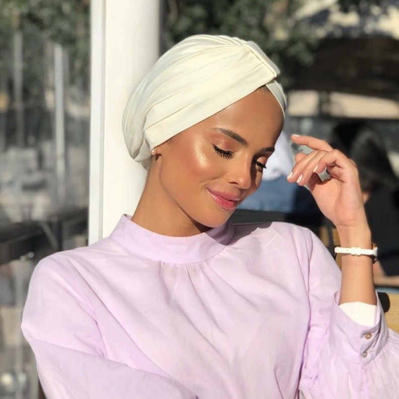 اعتمدي الأوف وايت على طريقة زينب علي حمود