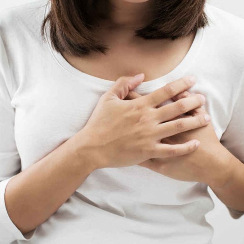 بعض الأدوية تسبب وخز في الثدي