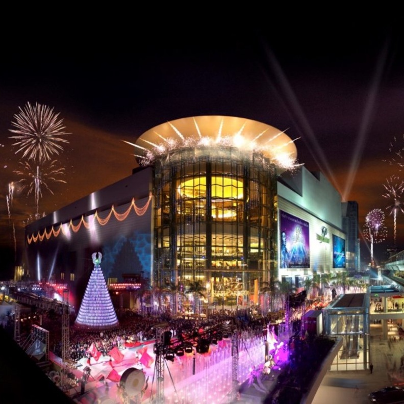 اكتشفوا سايام باراغون.. أحد أفخر مواقع التسوق حول العالم