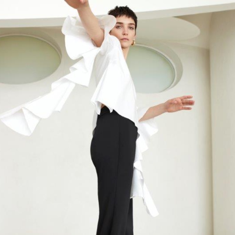 مجموعة حصرية من توقيع علامة  ELLERY على THE OUTNET