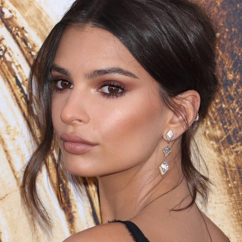 أجمل إطلالات إميلي راتاكوسكي