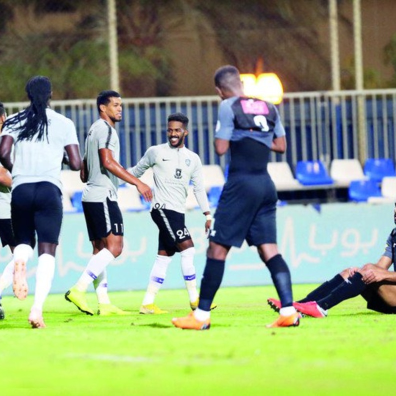 الهلال السعودي يهزم الشباب وديا
