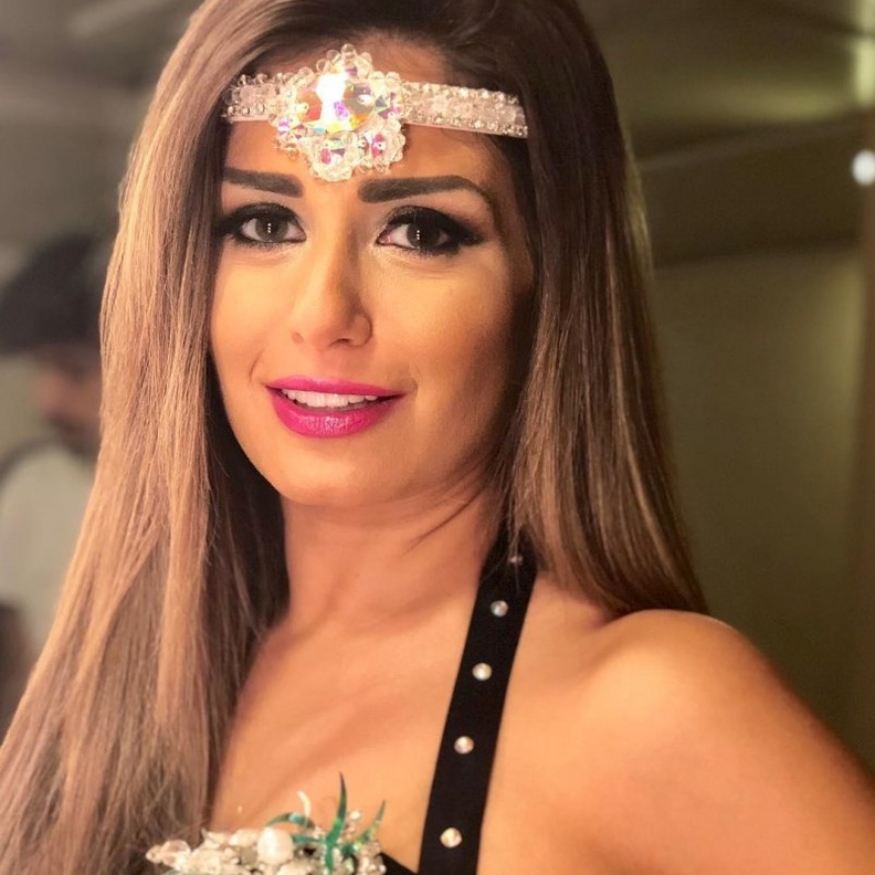 منة فضالي ترد على الشائعات حول مرض احمد زاهر