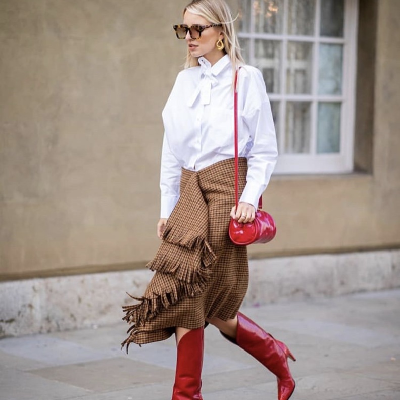 بليزر بقصة غير متناظرة