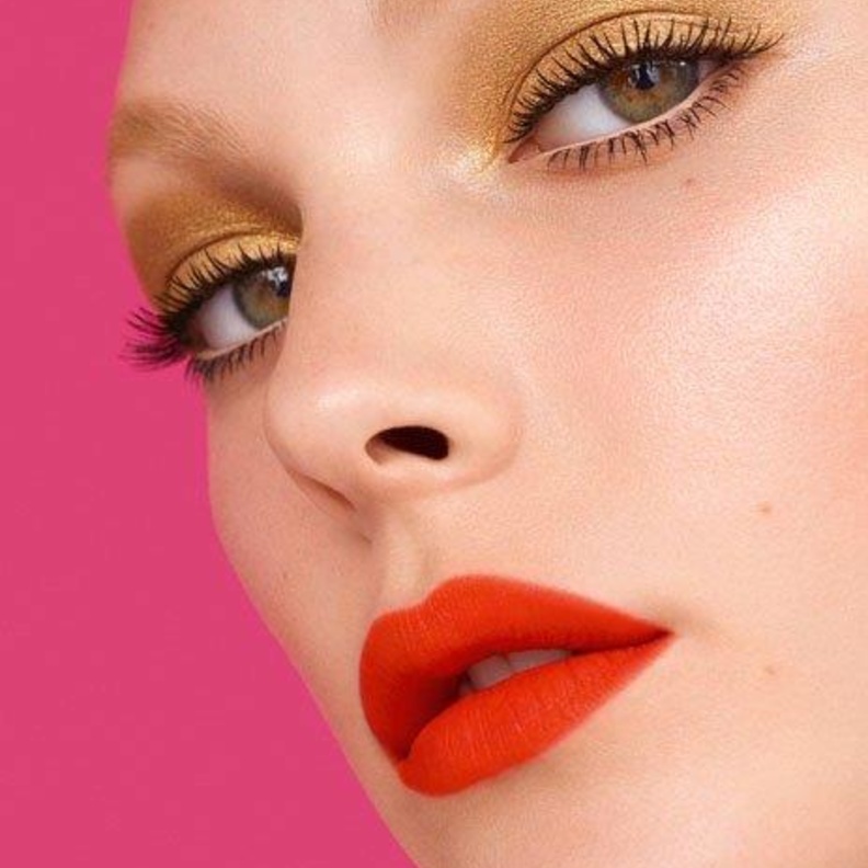 عمق وأناقة في مجموعة مستحضرات CHANEL لربيع وصيف 2019