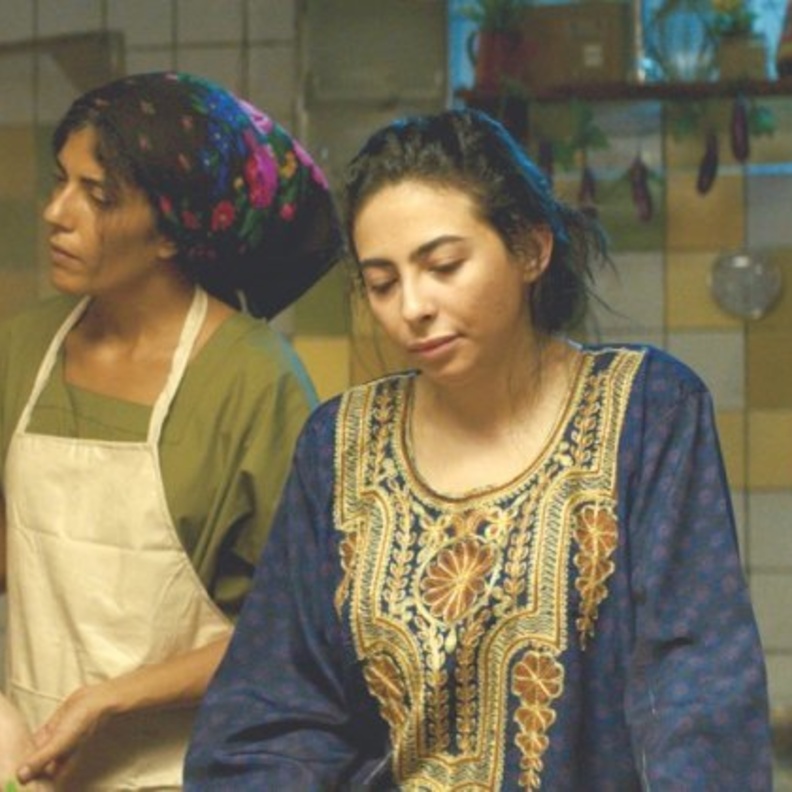 مشهد من فيلم عمرة والعُرس الثاني 