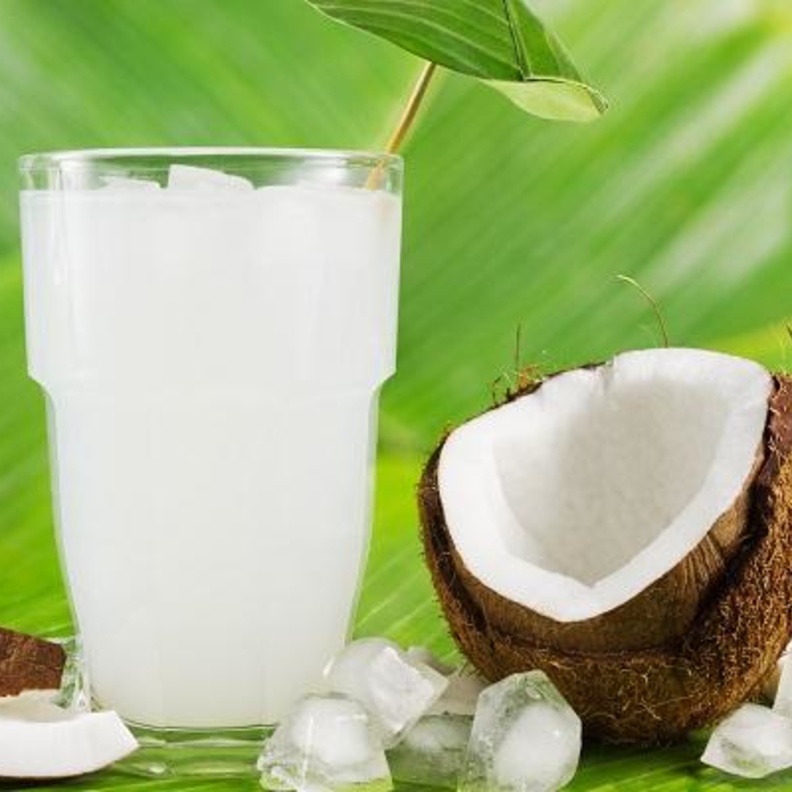 ماء جوز الهند يعزز مناعة الجسم