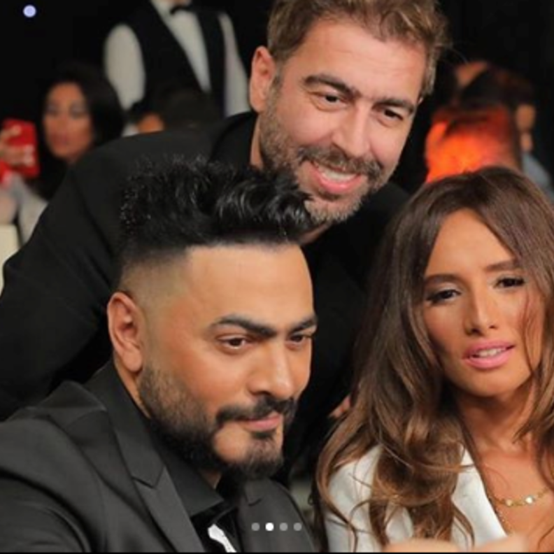 تامر حسني وزينة والمخرج سعيد الماروق