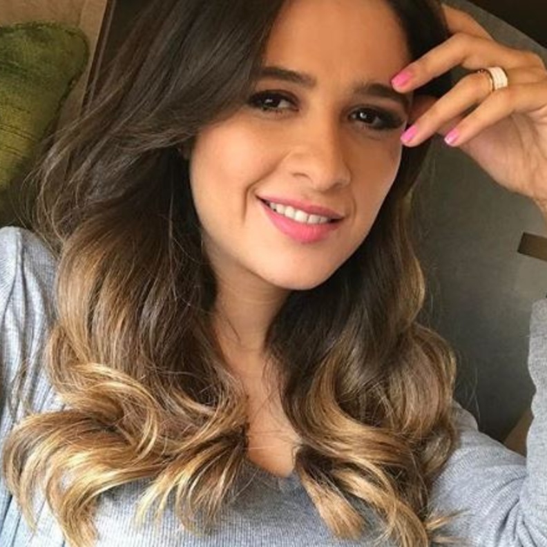 ياسمين عبد العزيز