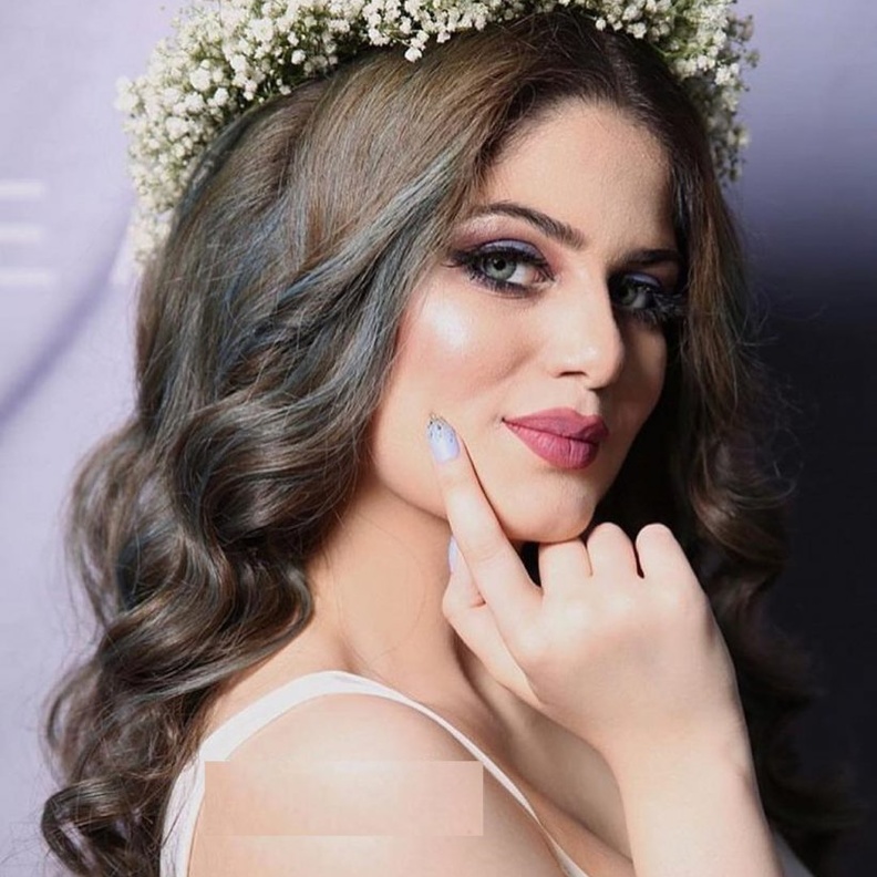  تسريحة التموجات للشعر الطويل