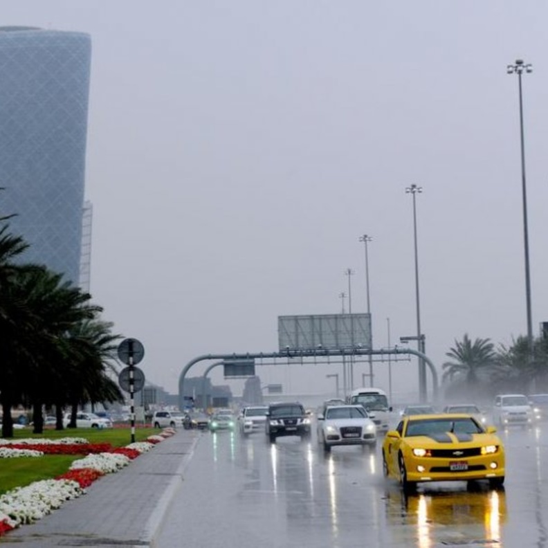 الأرصاد الإماراتية تحذر من حالة عدم استقرار جوي من الأحد الى الثلاثاء
