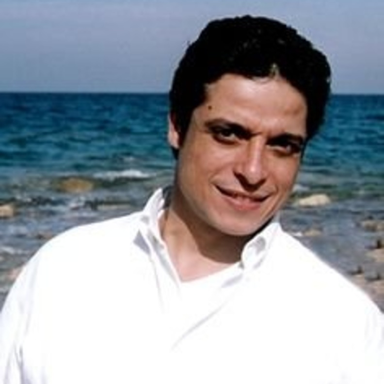 ابن شقيق عامر منيب يحيي ذكرى وفاة عمه