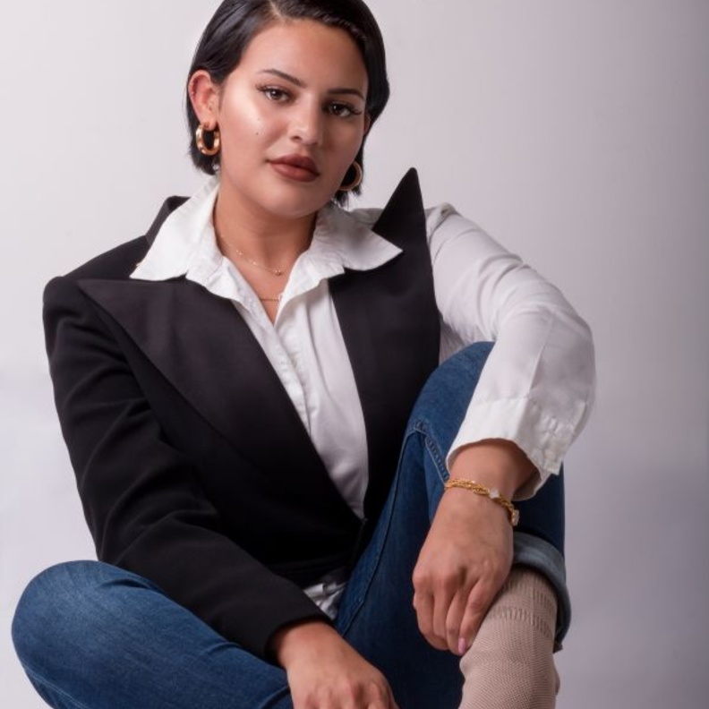 لقاء مع المصممة ريناد حفني