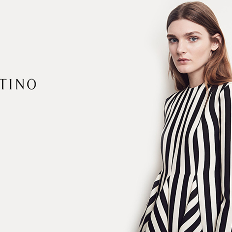 بث مباشر من طوكيو لعرض أزياء فالنتينو Valentino