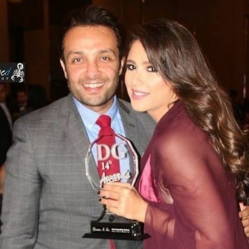 طلاق ياسمين عبد العزيز ما يزال مثار جدل