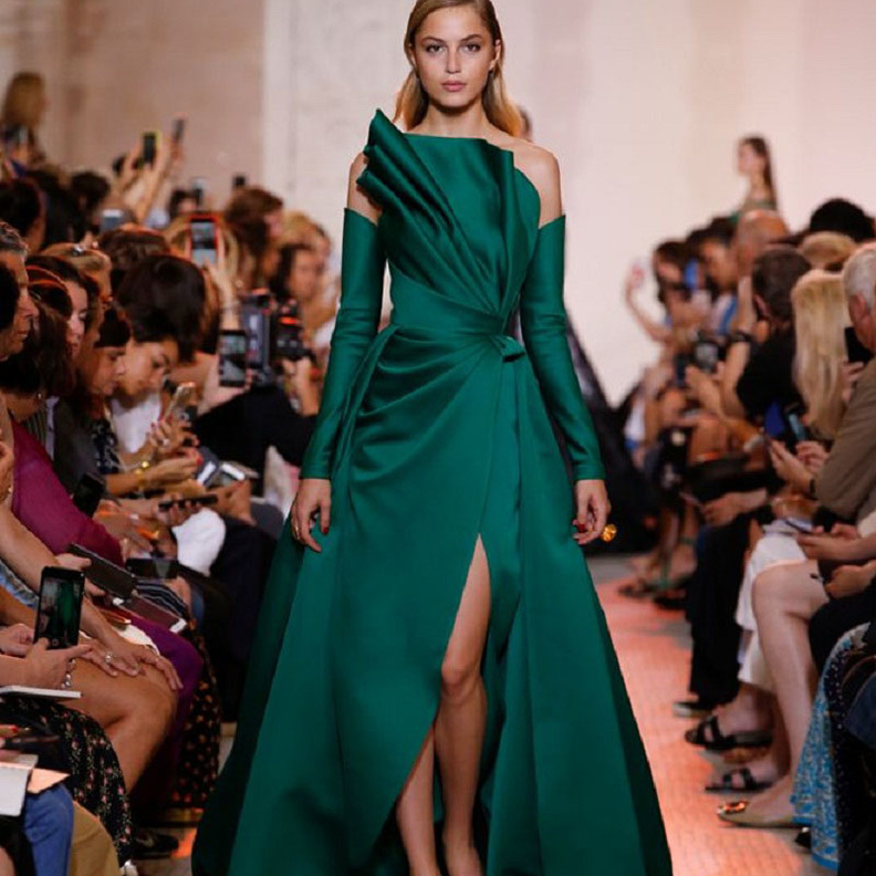 فساتين بألوان شتوية