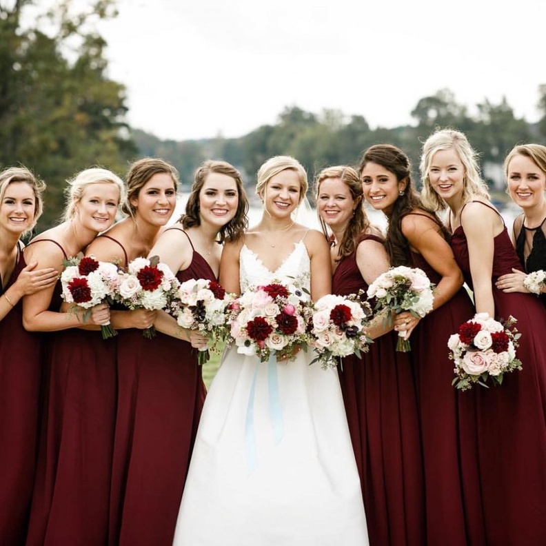 البرتقالي و الاصفر من اجمل الالوان الالوان الدافئة لحفل الزفاف