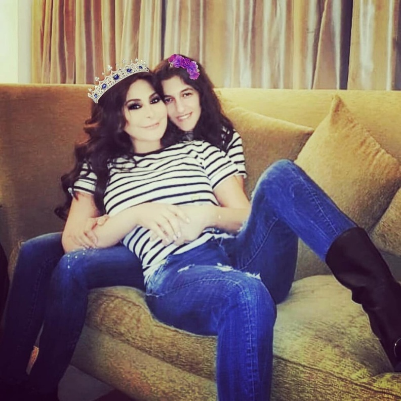 إليسا تتألق بحفلها في مصر