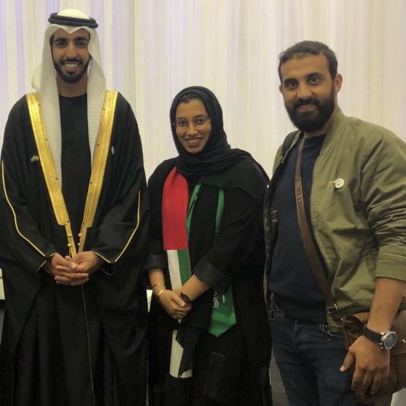 متابعة شيخ شخبوط آل نهيان على أوبريت معا أبدا مع المخرجة عاشة الزعابي