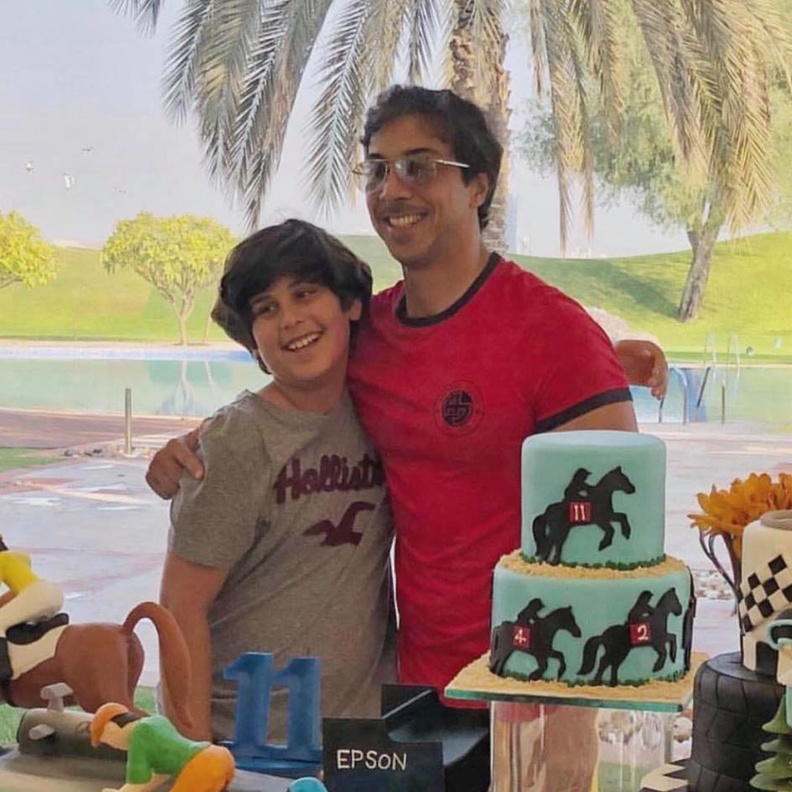 الشيخ منصور بن زايد يحتفل بعيد ميلاد ابنه محمد الـ 11