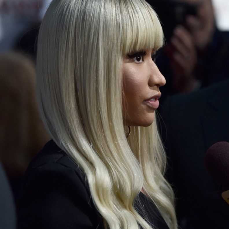 اختارت بيكي تقنية الأومبريه بألوان خارجة عن المألوف