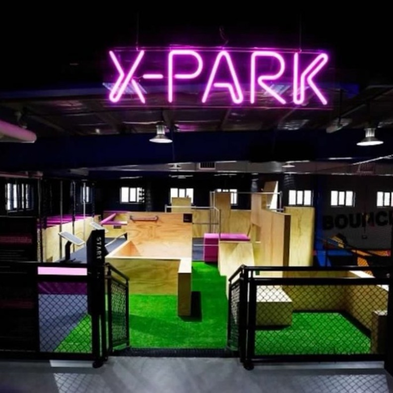 افتتاح أول صالة ترامبولين مخصصة للسيدات في العالم