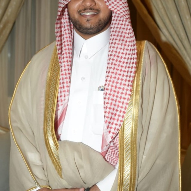عبداللطيف العبد اللطيف يحتفل بعقد قران ابنه عبدالله