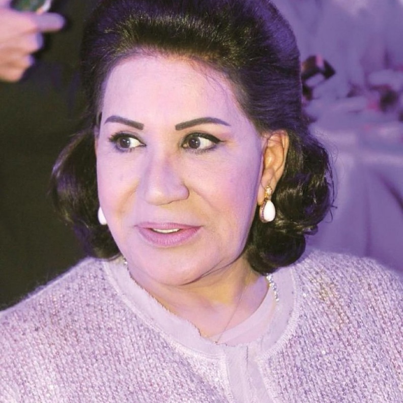 سعاد عبدالله تفوز بجائزة المرأة العربية للعام 2018