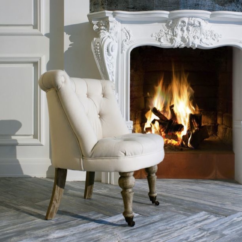 جمال الزخارف المتقنة في تصميم المدافئ الكلاسيك