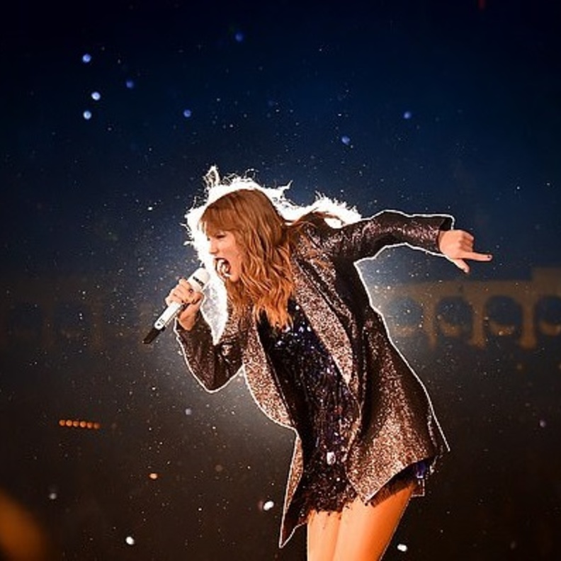 تايلور سويفت