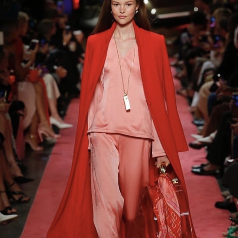  لون الموسم المرجاني الحيوي