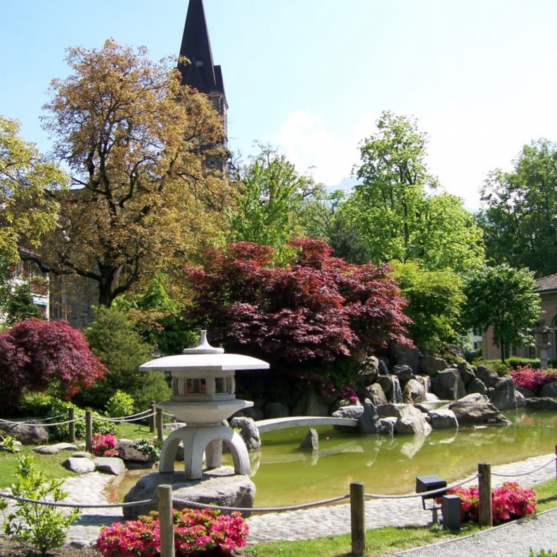 قلعة سبايز Spiez castle