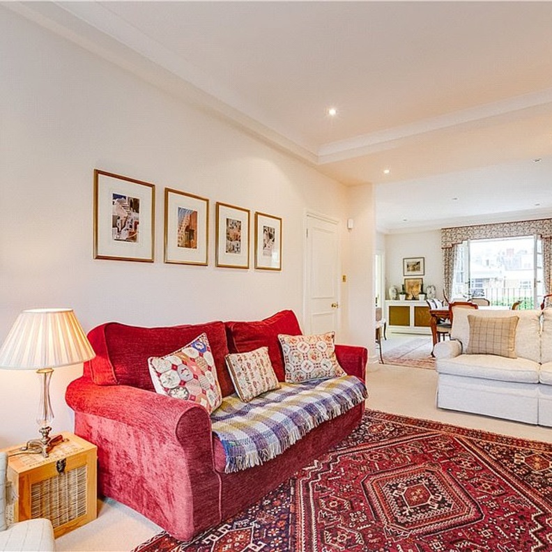 كيت وبيبا ميدلتون