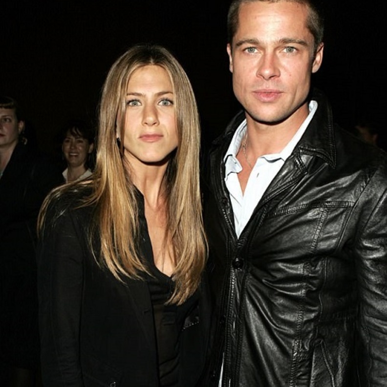 جينيفر أنيستون وبراد بيت