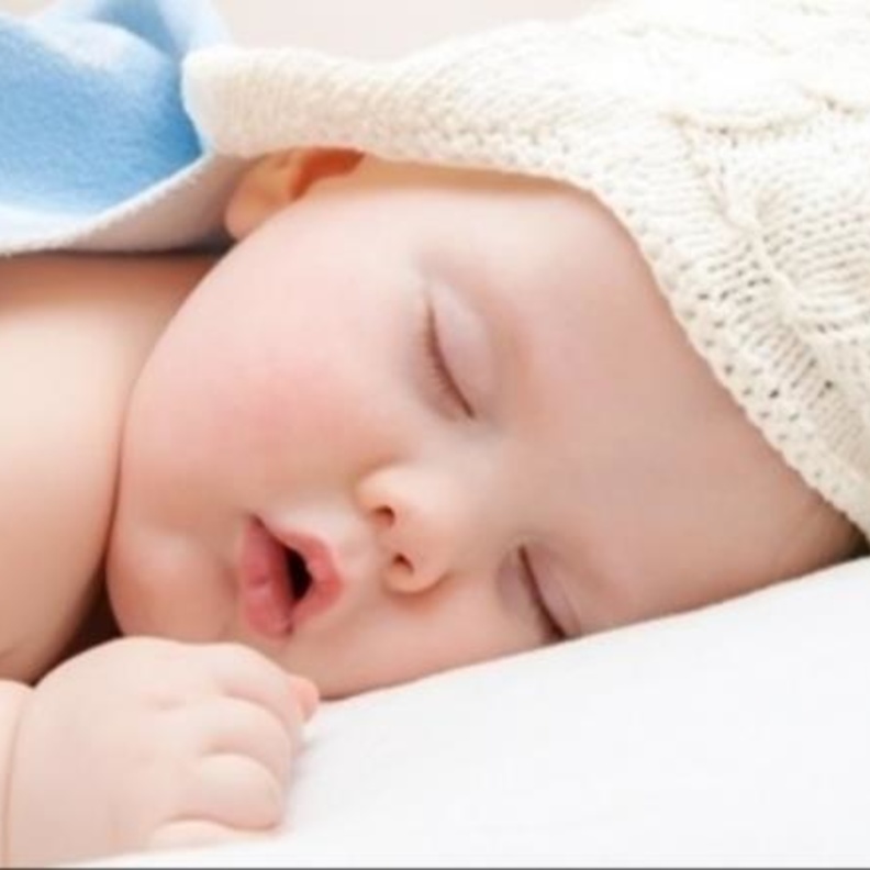 العوامل التي تحدد موعد نوم الطفل