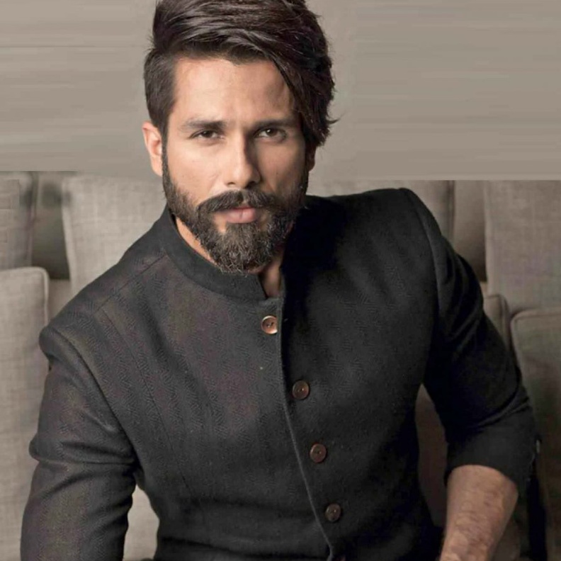 شاهيد كابور ينفي صحة تقارير معاناته من سرطان المعدة