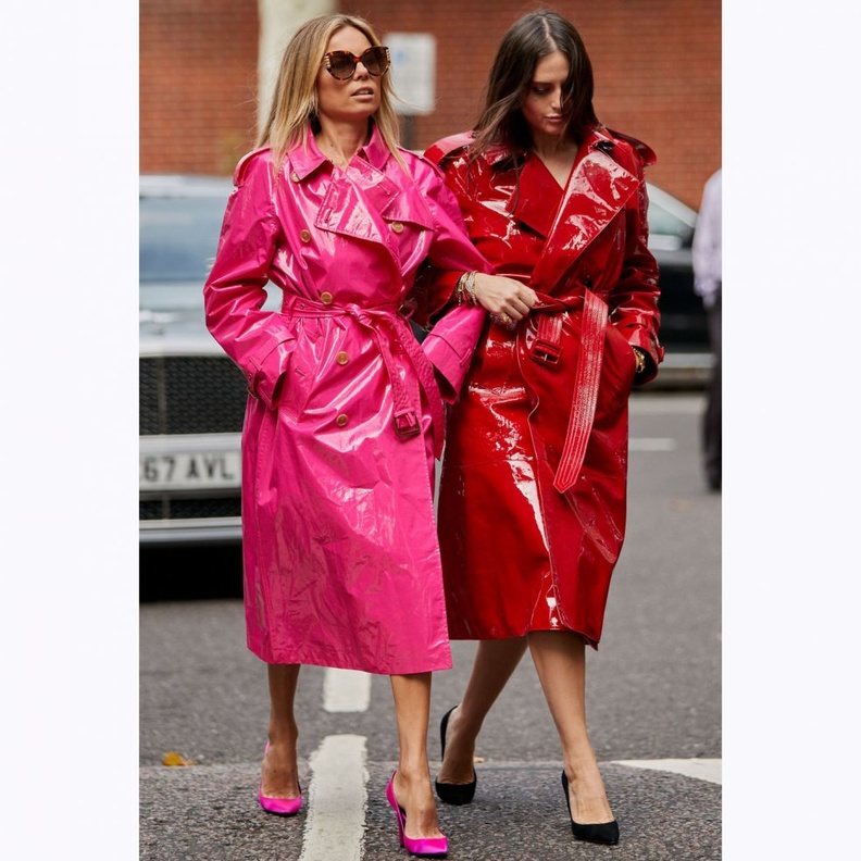  رقي وأناقة بالمعطف الجلدي باللون الزيتي الكلاسيكي بستايل بسيط