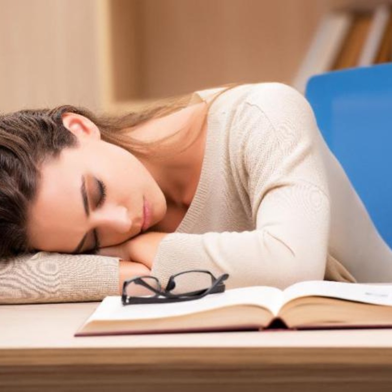 القيلولة تحسن صحة الدماغ