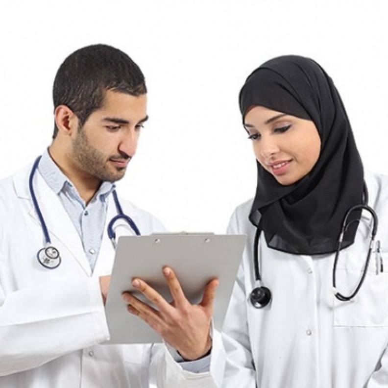  مذكرة تفاهم لتوظيف 40 ألف سعودي وسعودية في 10 تخصصات صحية