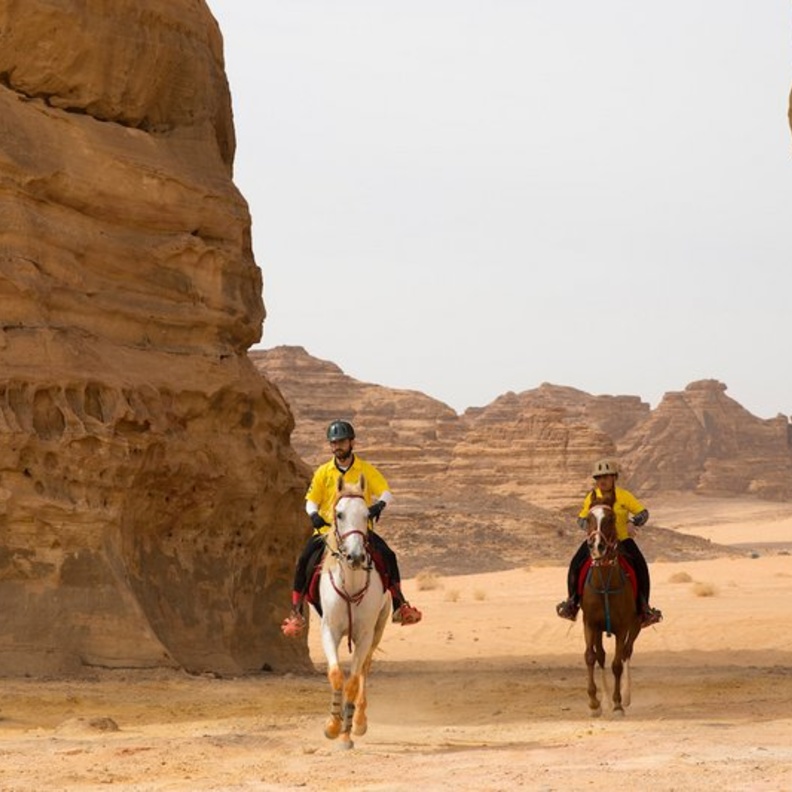 تعد العلا من أهم مواقع التراث الثقافي والحضاري بالمملكة