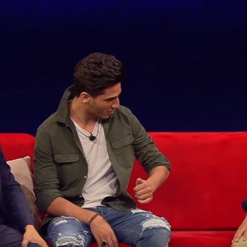 محمد عساف في برنامج نجوم صغار مع احمد حلمي 