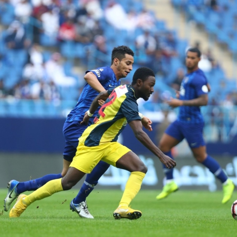 الحزم يفجر أكبر مفاجأة في الدور السعودي