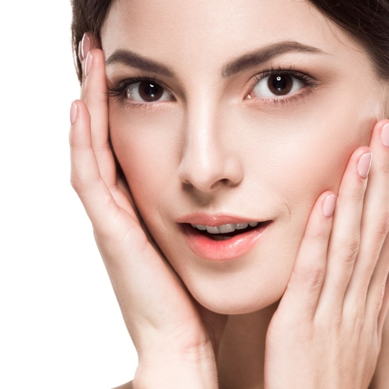 استقبلي عام 2019 ببشرة ناصعة ونقية