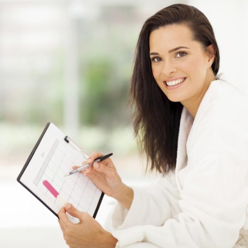 دوّني تاريخ أول الدورة على ورقة او على هاتفك