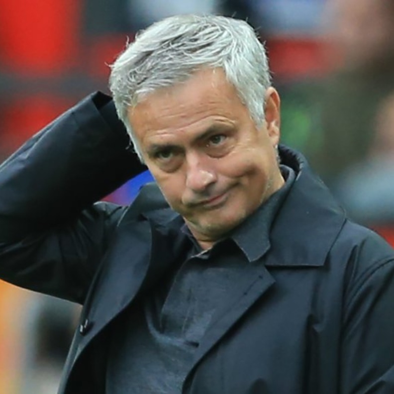 جماهير ريال مدريد تتطلع لعودة مورينيو